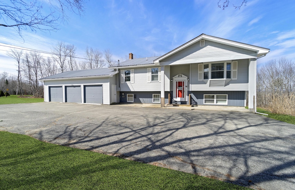 7 Albert Dr, Lincoln, ME 04457 - photo 1