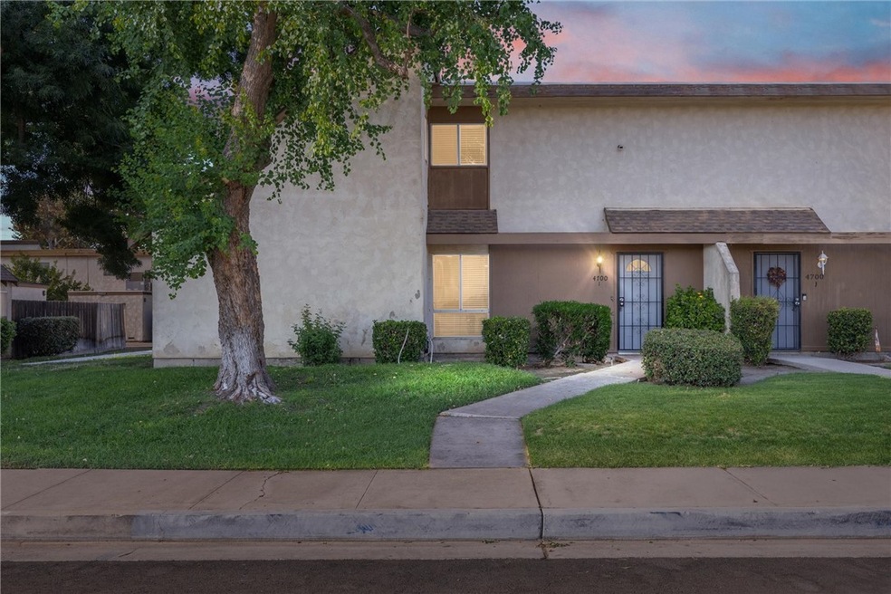 4700 Nordic Dr unit I, Bakersfield, CA 93309 - photo 1
