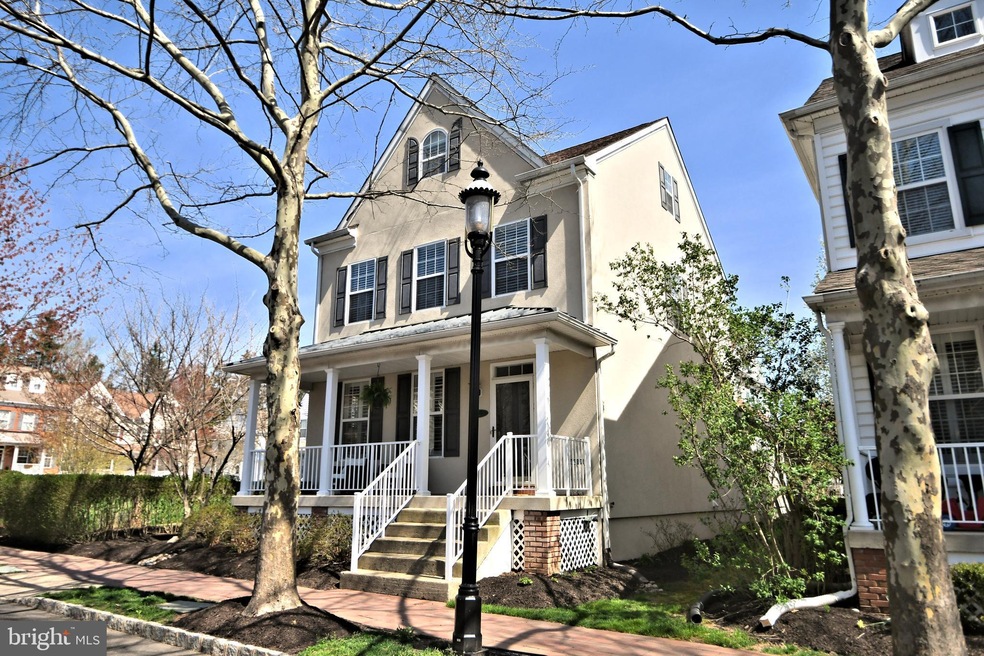 Sold $667,100 • Co-Listing Agent