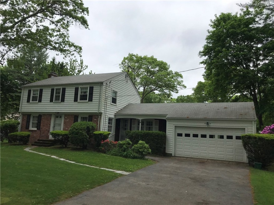 4 Teakwood Ln, Barrington, RI 02806 - photo 1