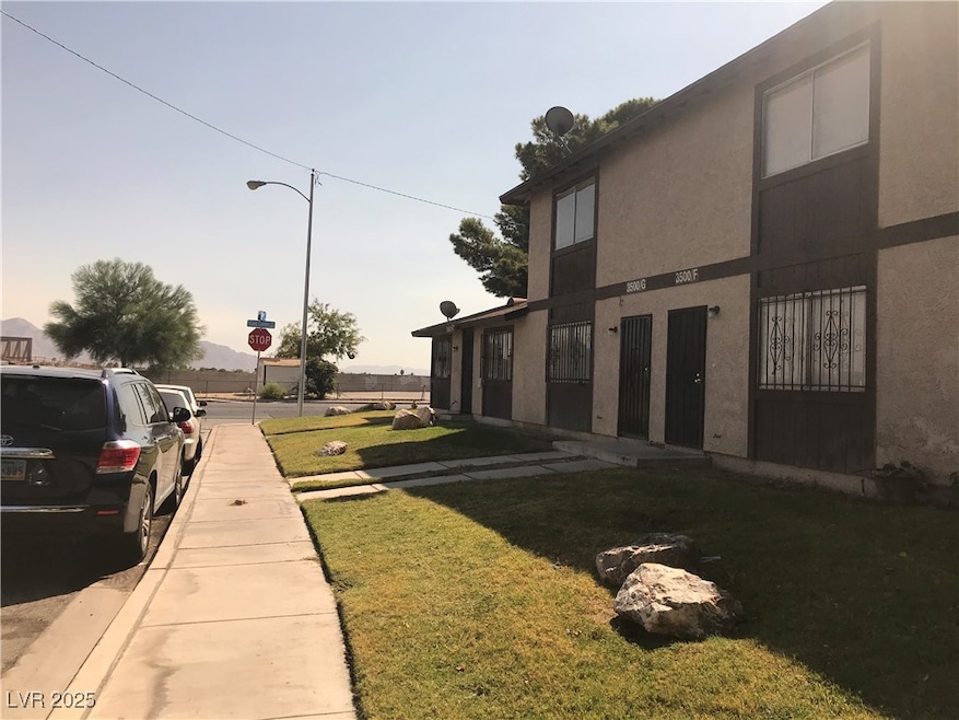 For Rent $1,350/month