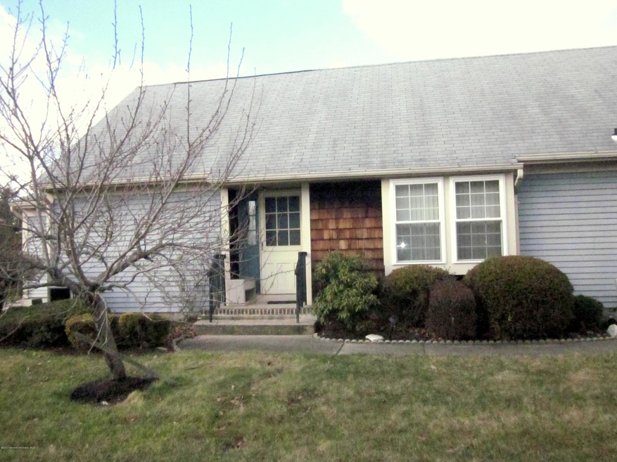 66B Yorkshire Dr, Monroe Township, NJ 08831 - photo 1