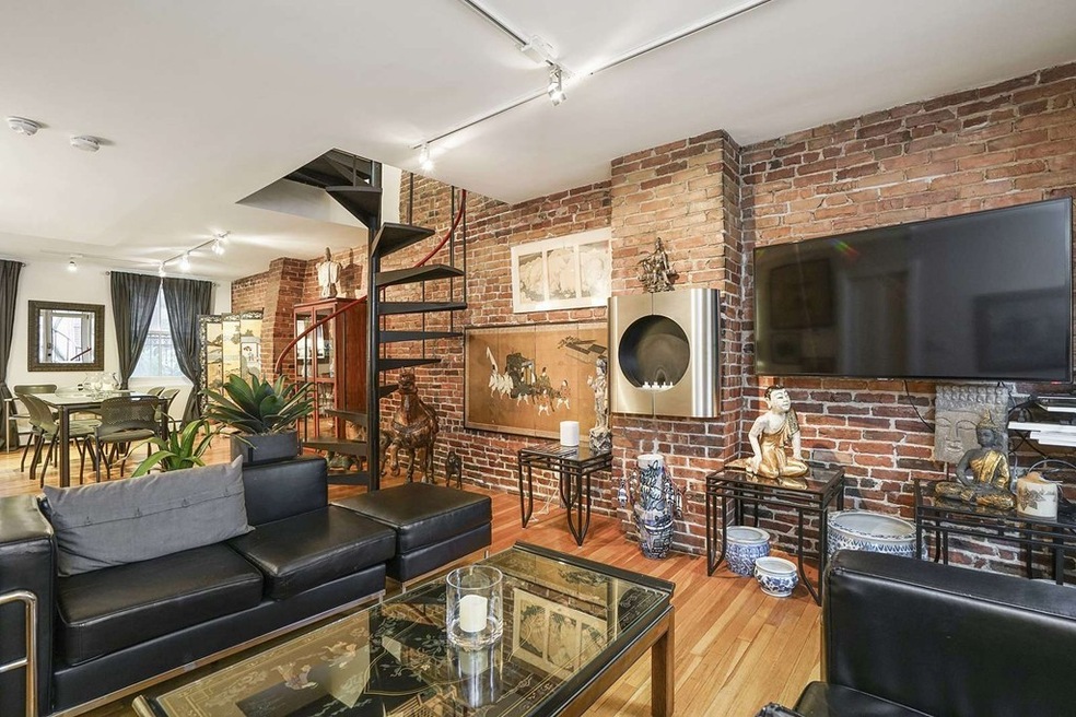 158 W Brookline St unit 2, Boston, MA 02118 - photo 1