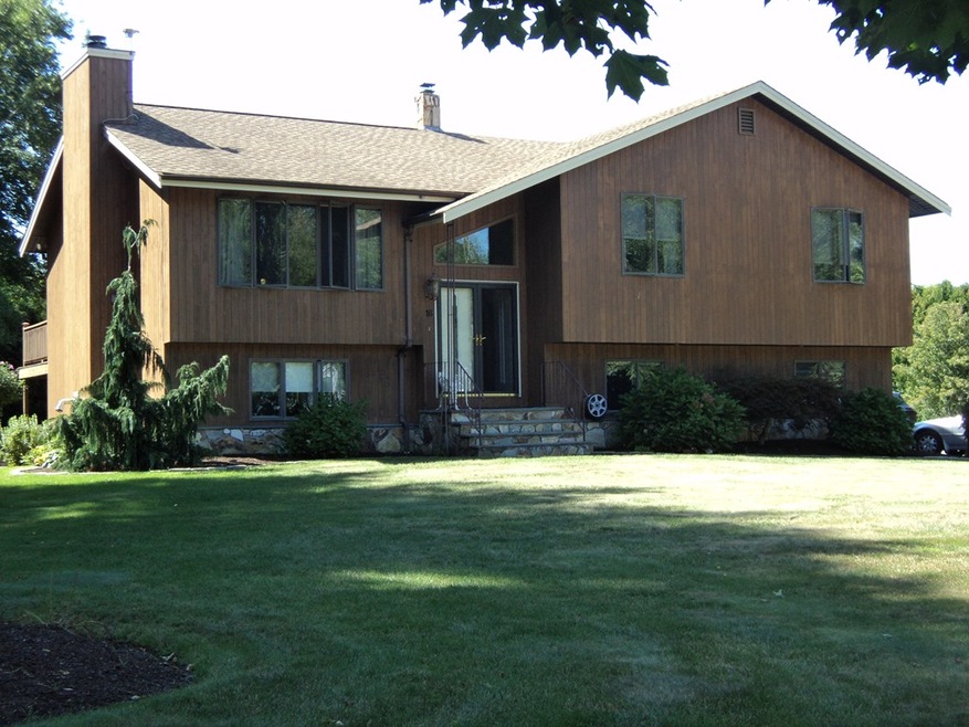 16 Strawberry Ln, North Dartmouth, MA 02747 - photo 1