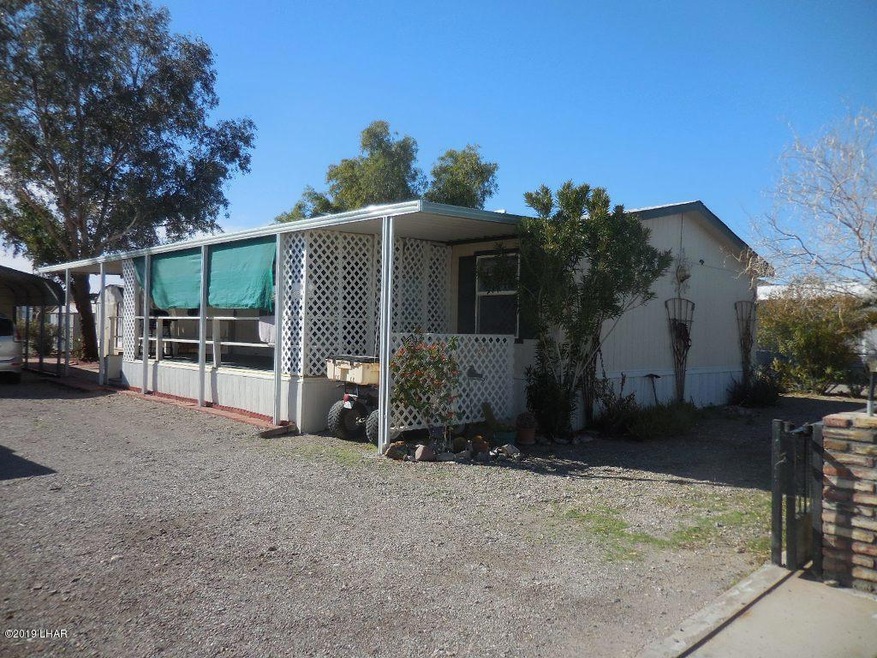 631 W Falcon Dr, Quartzsite, AZ 85346 - photo 1