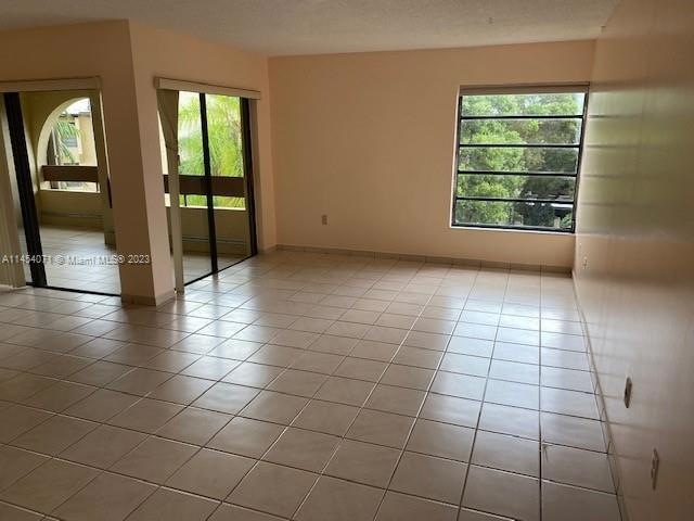 9255 Sw 125th Ave Unit 406r, Miami, Fl 33186 