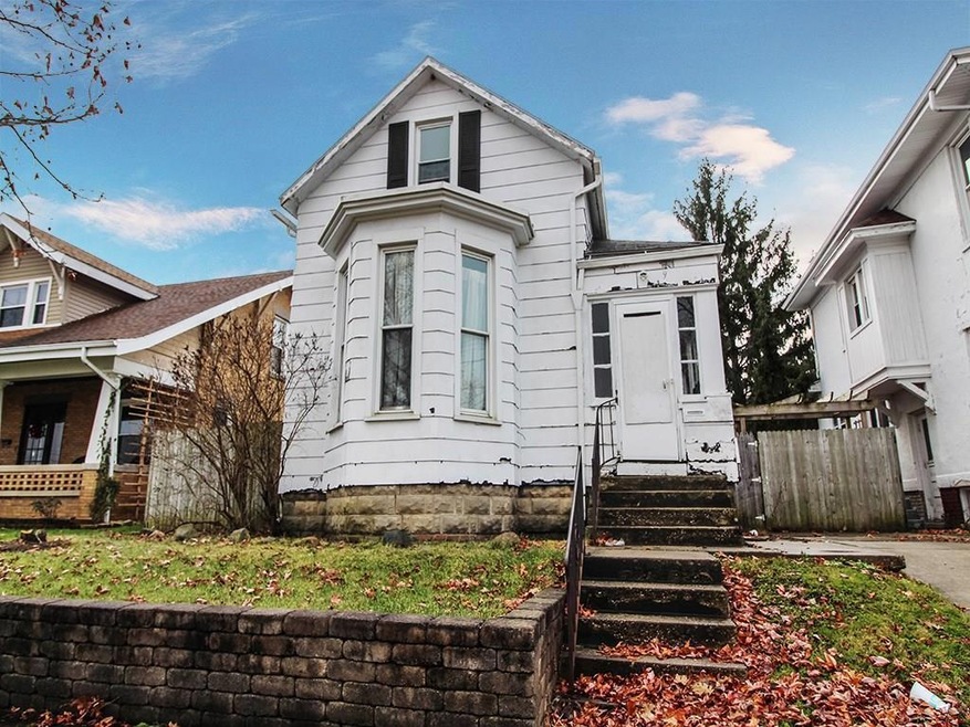 9 E Main St, Wapakoneta, OH 45895 - photo 1