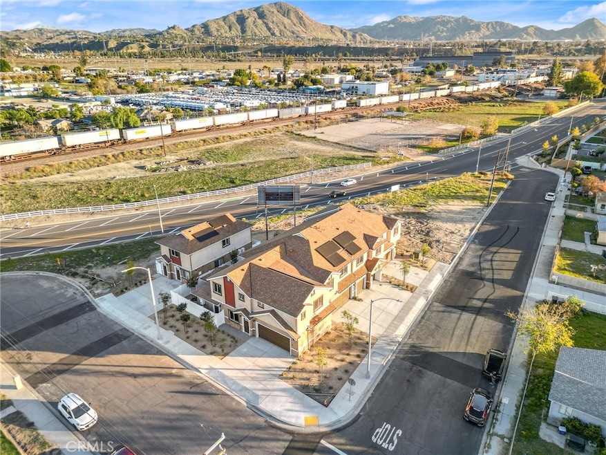 306 W Congress St, Colton, CA 92324 - photo 1