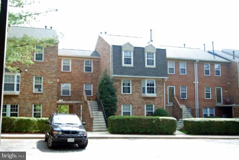 3911 Chesterwood Dr, Silver Spring, MD 20906 - photo 1