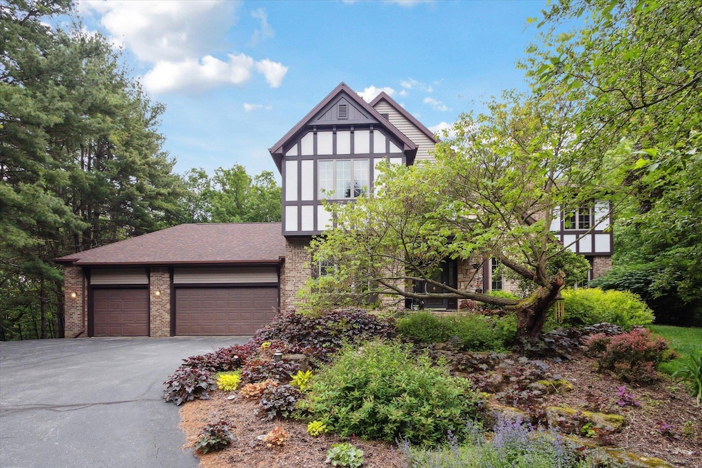 2370 E Sylvan Ln, Milton, WI 53563 - photo 1