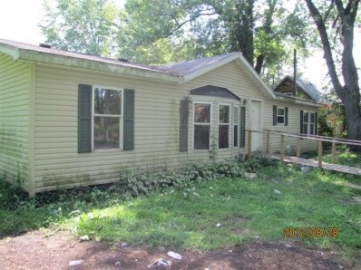 300 W Oak St, La Porte, IN 46350 - photo 1