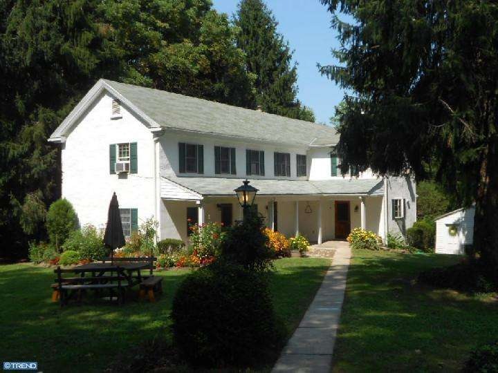 738 Schoolhouse Rd, Pottstown, PA 19465 - photo 1