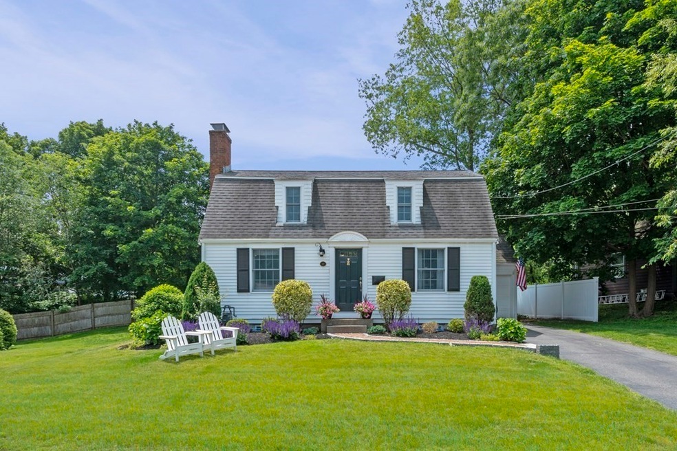 13 Bayberry Rd, Hingham, MA 02043 - photo 1