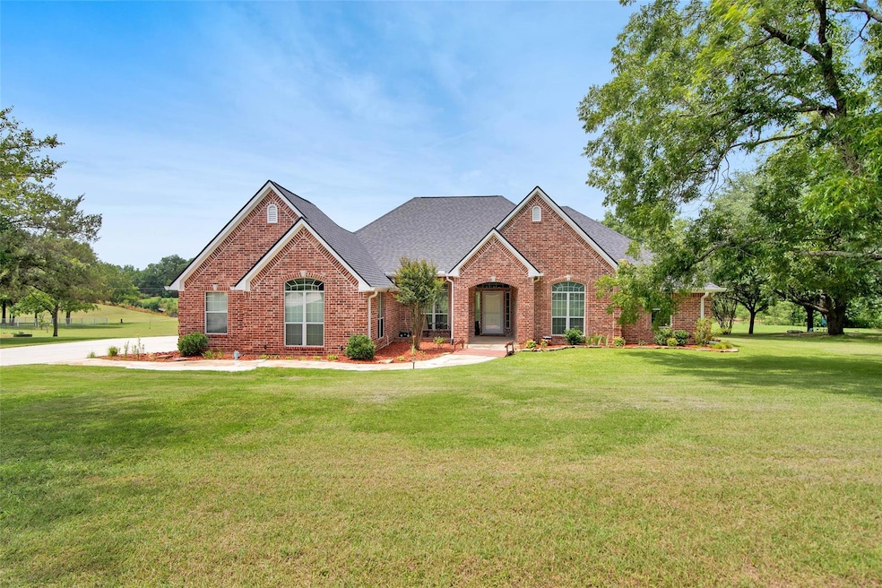 5308 Bello Vista Dr, Sherman, TX 75090 - photo 1