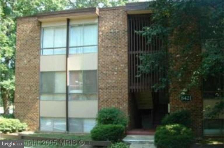 8421 Greenbelt Rd unit 202, Greenbelt, MD 20770 - photo 1