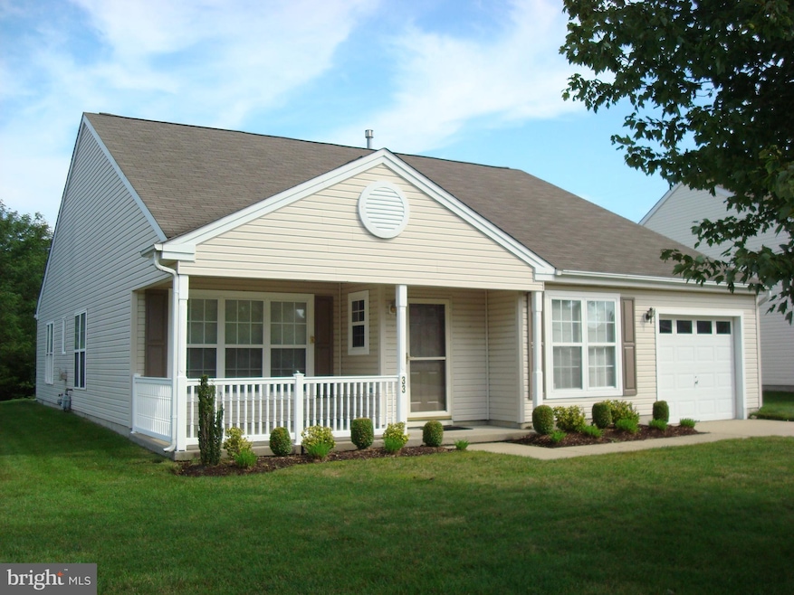 33 Carriage Stop Dr, Berlin, NJ 08009 - photo 1