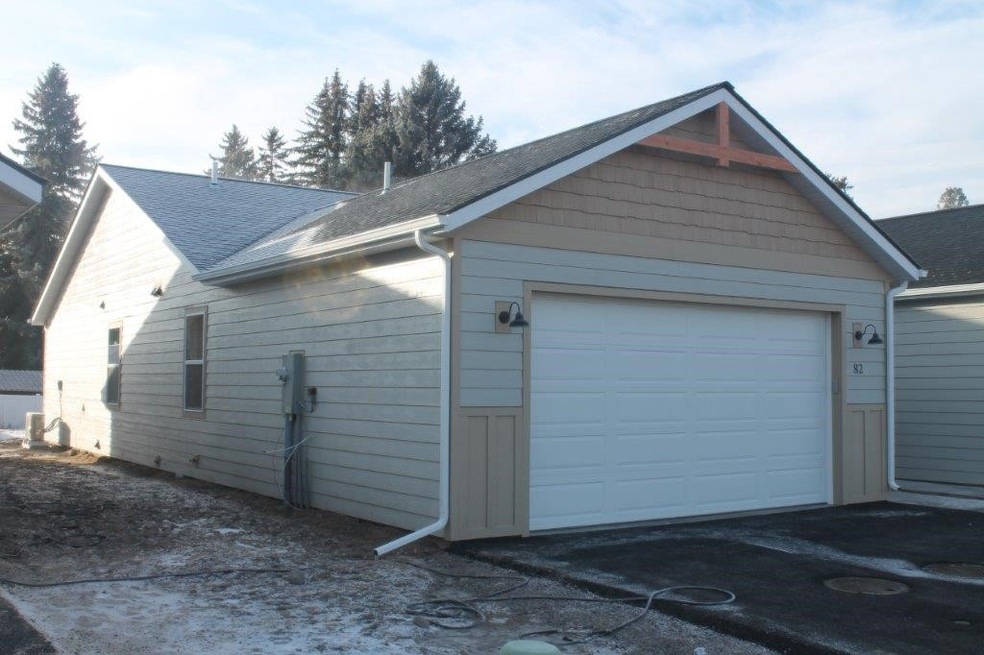 82 Mackin Ct, Kalispell, MT 59901 - photo 1