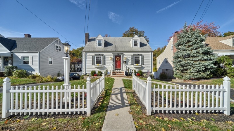 138 Sadler Rd, Bloomfield, NJ 07003 - photo 1