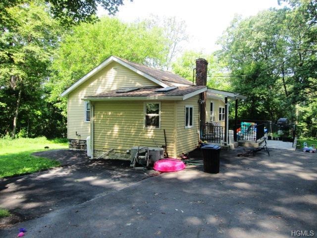 2 Woodland Cir S, Monroe, NY 10950 - photo 1