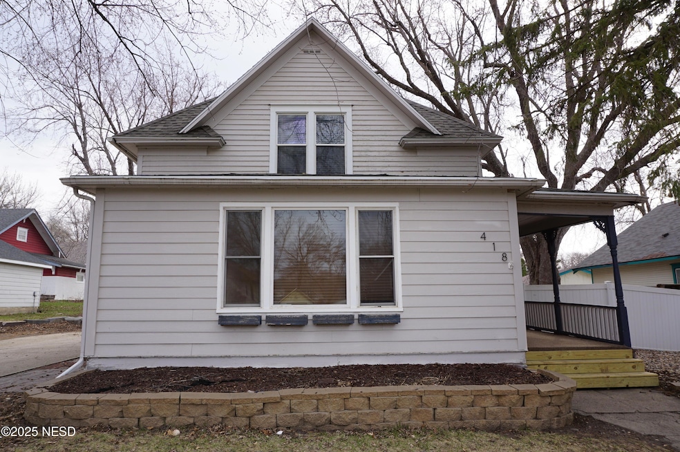Sold $256,000