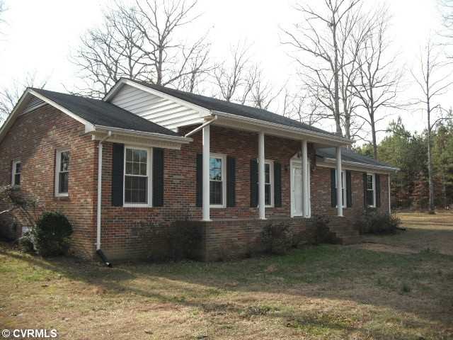 6326 Mt Airy Dr, Ruther Glen, VA 22546 - photo 1