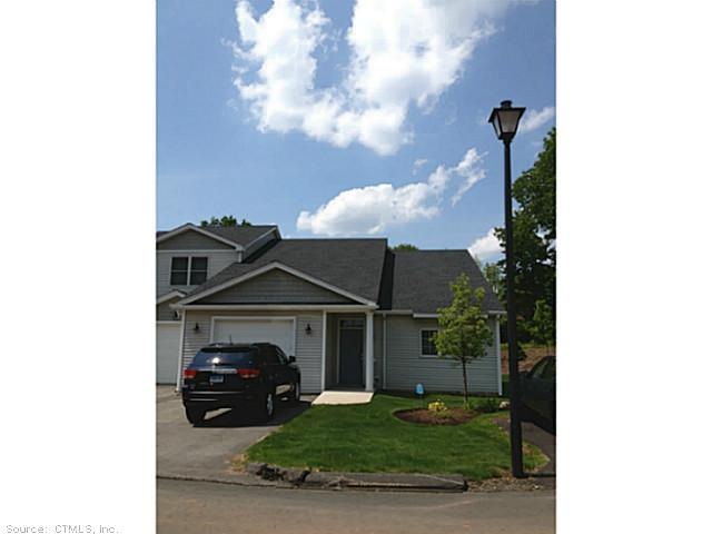 102 Gianna Dr unit 17, Manchester, CT 06042 - photo 1
