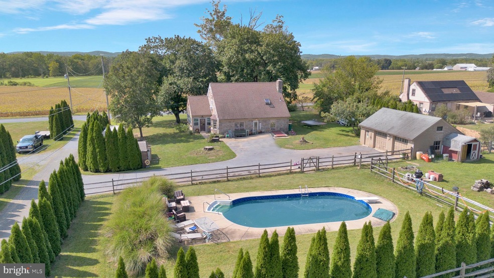 955 Manatawny Rd, Boyertown, PA 19512 - photo 1