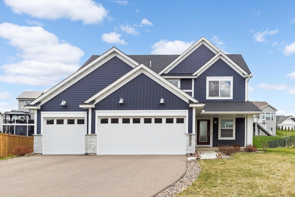 Welcome to 20037 Hamlet Lane