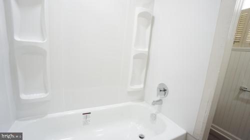 2953 W Germantown Pike unit 2, Norristown, PA 19403 - photo 1