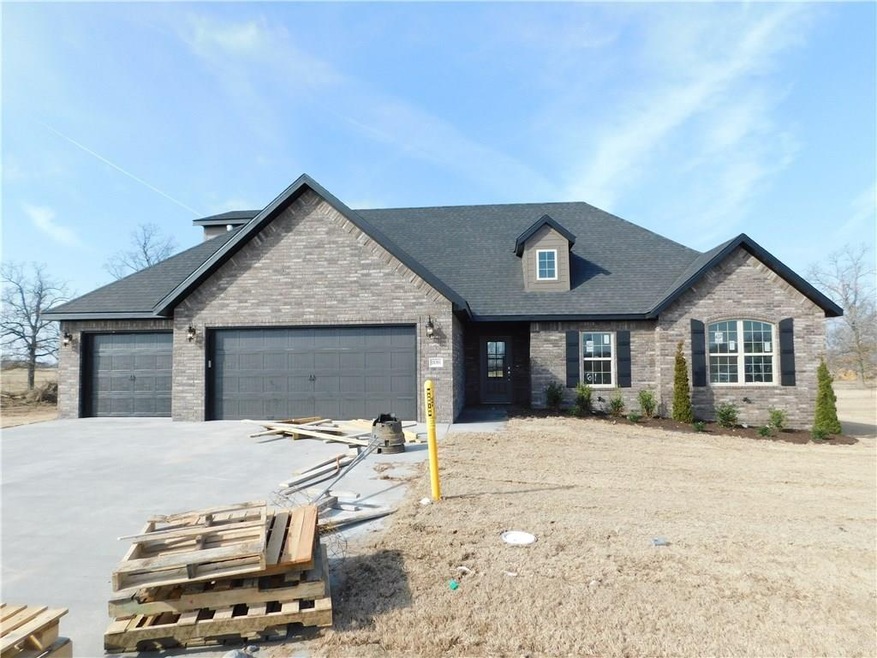 18383 Phelps Cir, Fayetteville, AR 72704 - photo 1