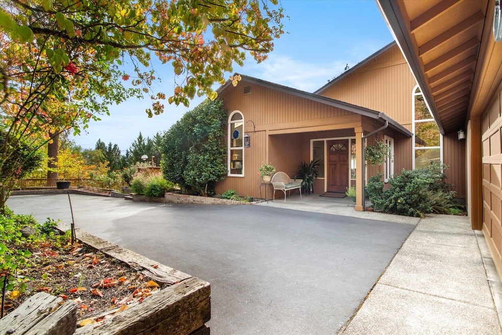 01-1624 NW Olmar Dr Exterior-2