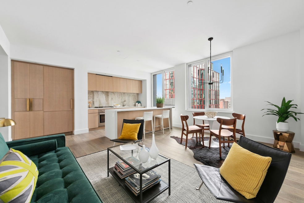 Pending $1,550,000 • Co-Listing Agent