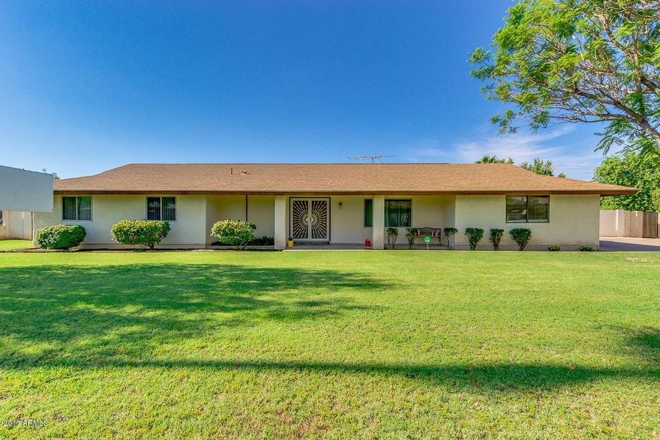 Sprawling Front Lot