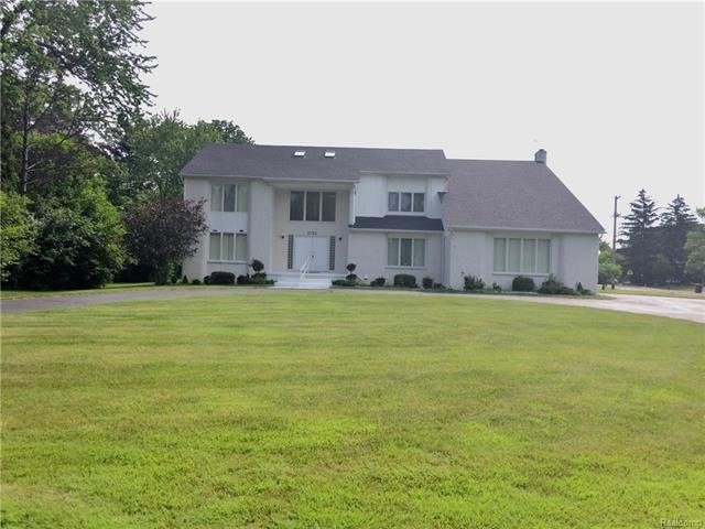 OVER 1 ACRE! BRAND NEW ROOF!