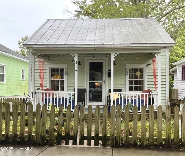 Pending $272,000 • Co-Listing Agent
