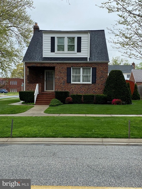 12 Liberty Pkwy, Dundalk, MD 21222 - photo 1