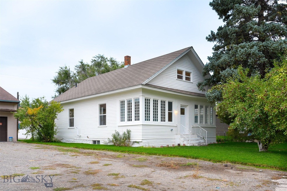 120 1st Ave E, Three Forks, MT 59752 - photo 1