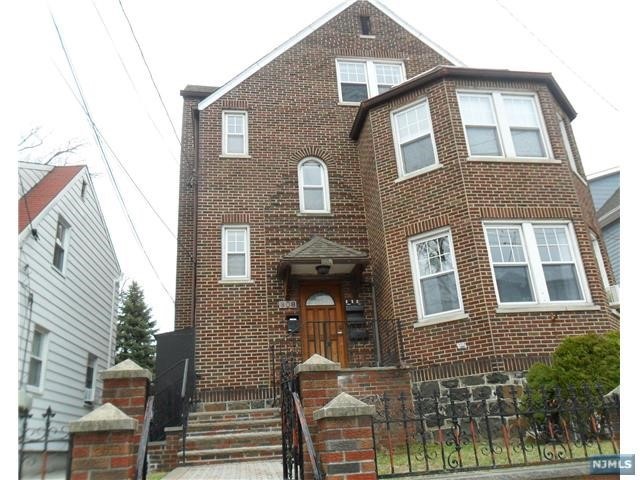 808 Fairview Ln unit 1, Fort Lee, NJ 07024 - photo 1