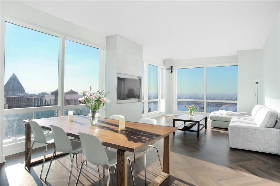 unlisted-address, New York, NY 10019 - photo 1