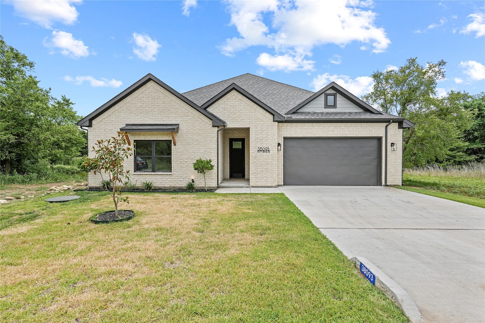 For Sale $521,850 • Co-Listing Agent
