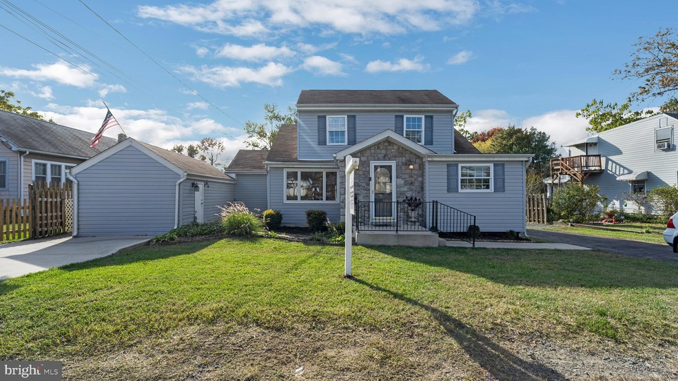 8110 Highpoint Rd, Clearwater Beach, MD 21226 - photo 1