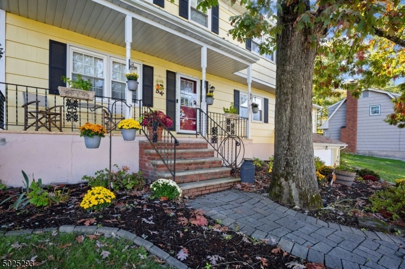 54 Myrtle Ave, Butler, NJ 07405 - photo 1