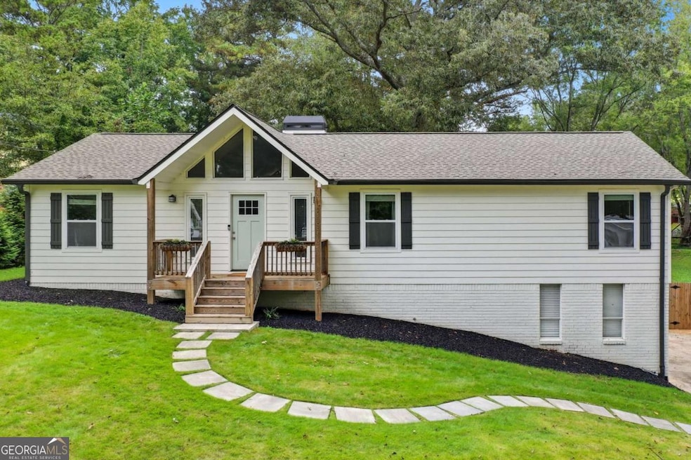 Pending $490,000 • Co-Listing Agent