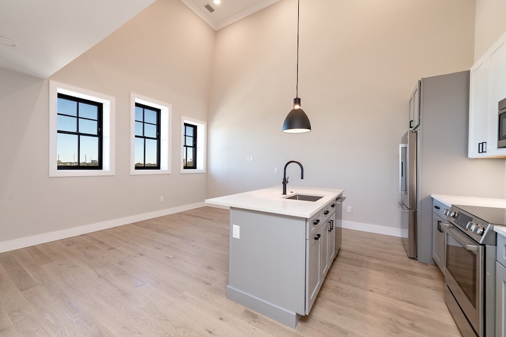 4 Franklin St unit 402, Boston, MA 02134 - photo 1