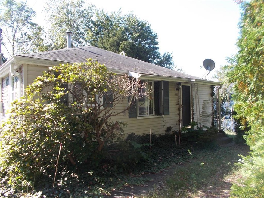 180 Yale Ave, Milford, CT 06460 - photo 1