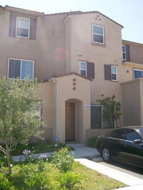 31188 Strawberry Tree Ln, Temecula, CA 92592 - photo 1