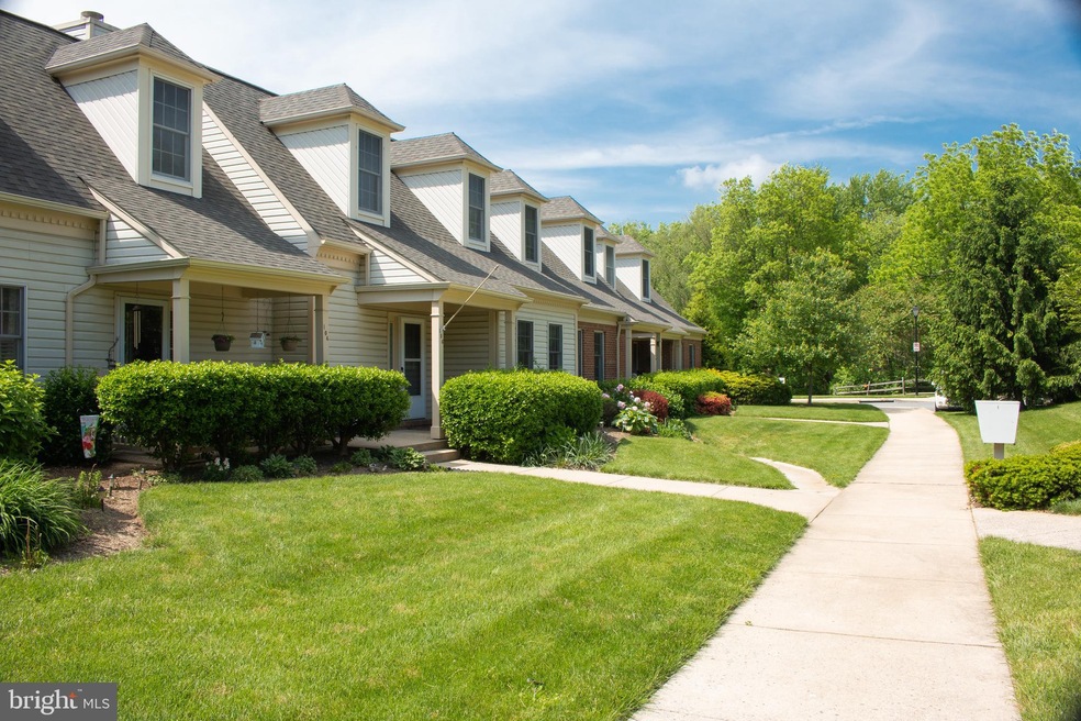 106 Charleston Ln, Frederick, MD 21702 - photo 1