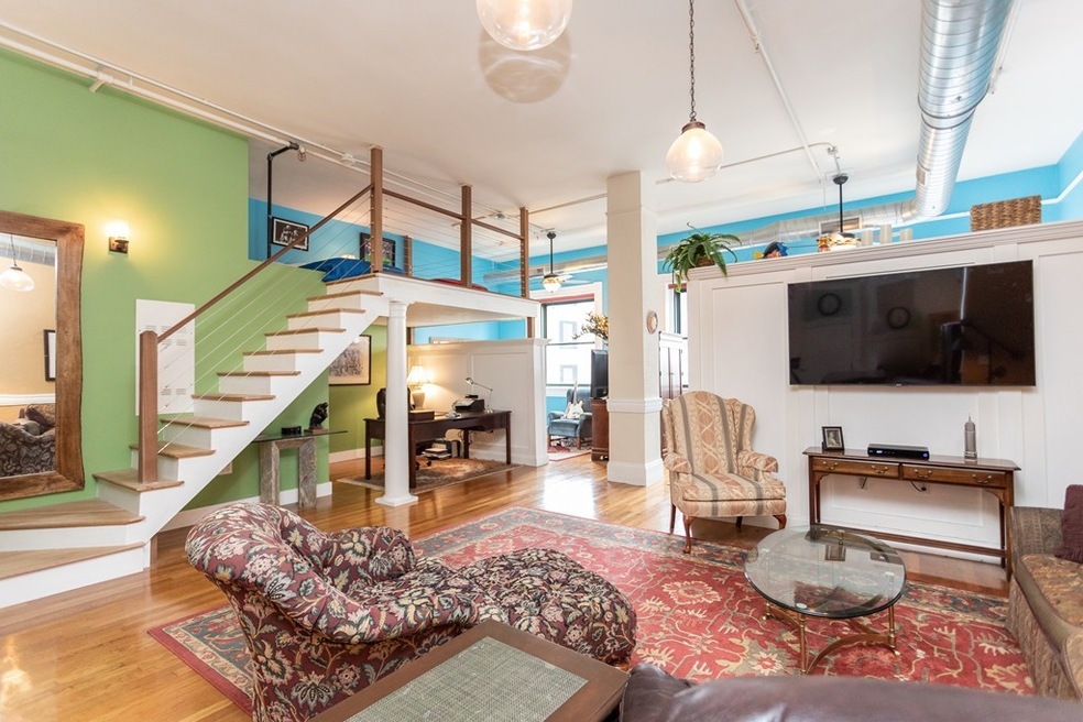 70 Exchange St unit 303, Lynn, MA 01901 - photo 1