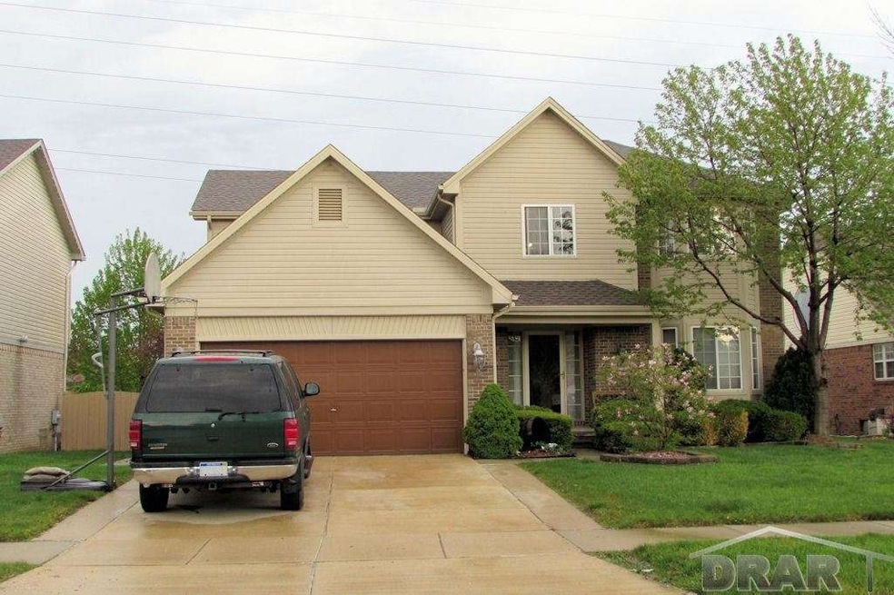 Absolutely stunning 3 bedroom, 3.5 bath custom bui