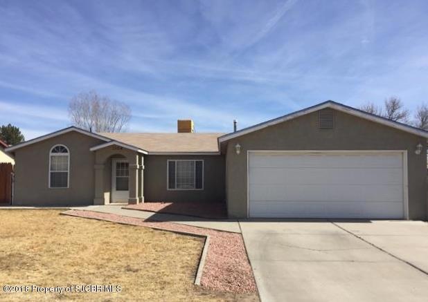 1104 River Circle Dr, Bloomfield, NM 87413 - photo 1